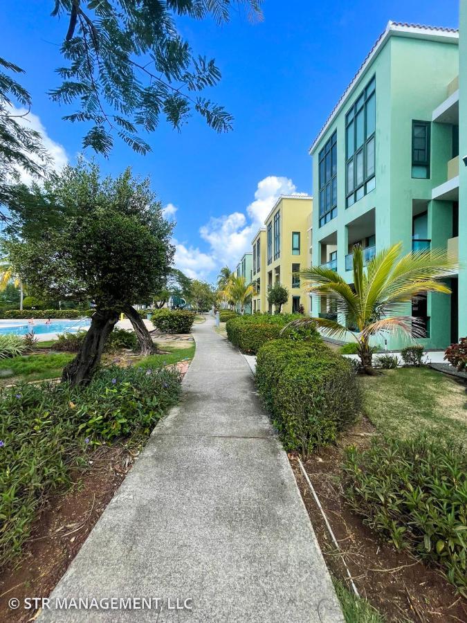 Upscale Condo At Aquatika Beach & Vacation Villas Loiza Kültér fotó